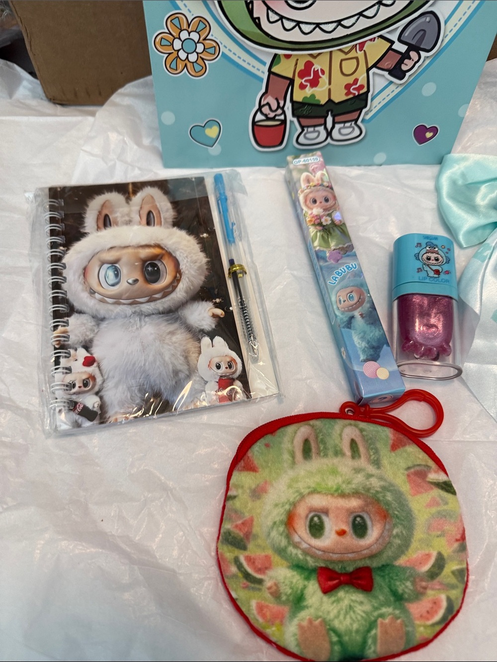 Adorable Labubu Bundle - Picture 2 of 3